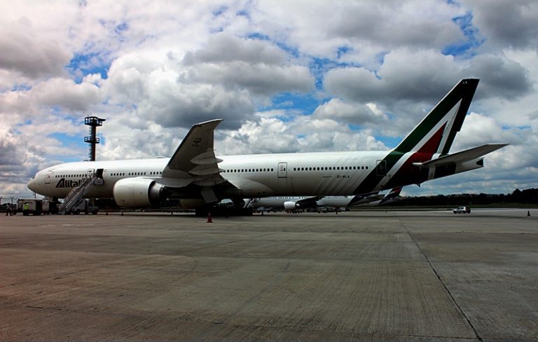 Alitalia (Itália)