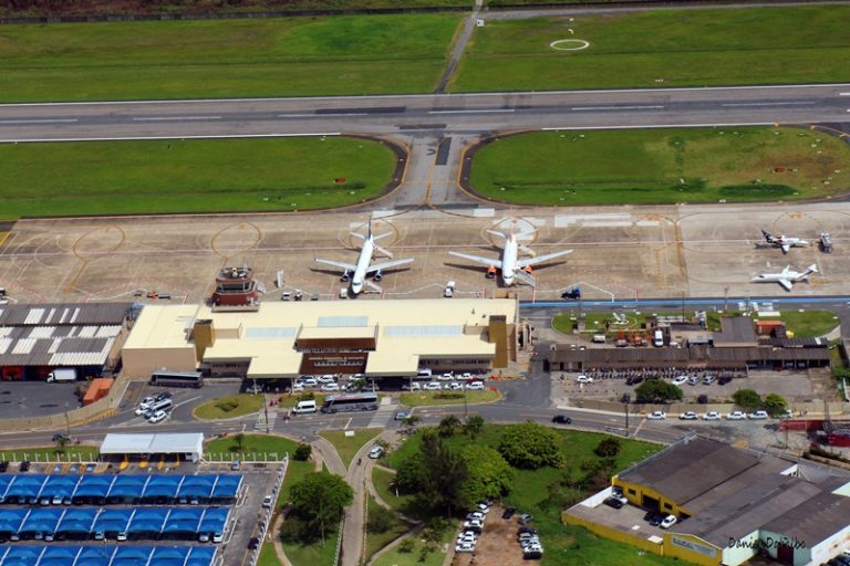 Aeroporto Internacional de Navegantes (Vitor Konder)