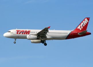 Latam é condenada por dispensa coletiva abusiva