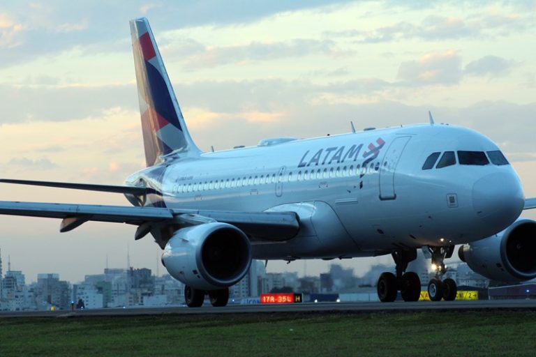 Latam inaugura Joinville – Congonhas e anuncia voo para Passo Fundo