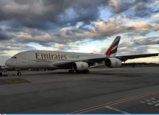 Airbus A380 da Emirates retorna aos céus