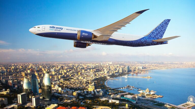 Boeing e Silk Way West Airlines anunciam pedido para o modelo 777-8 cargueiro