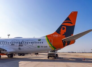 Um novo avião decorado da Gol para homenagear Santos Dumont