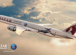 Qatar Airways adesiva imagem do Paris Saint-Germain em aeronaves Boeing 777