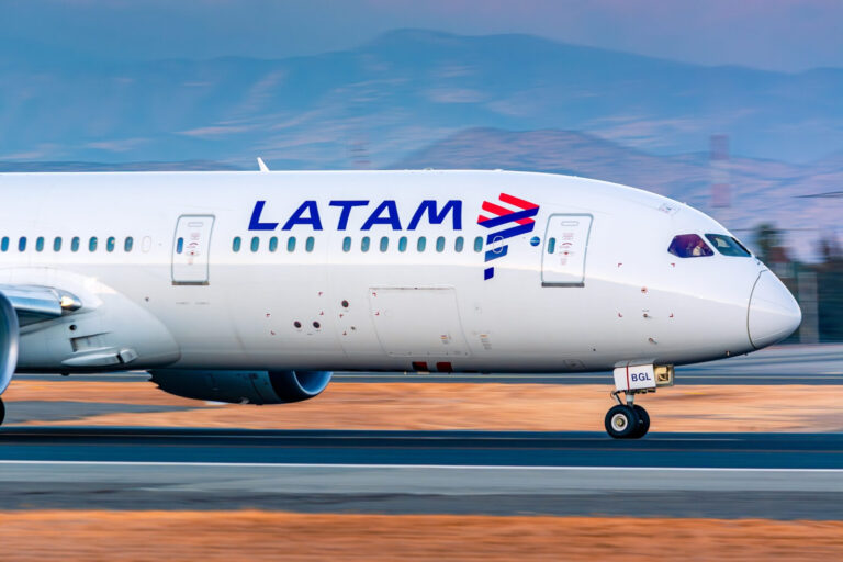 Latam anuncia compra de mais cinco Boeing 787