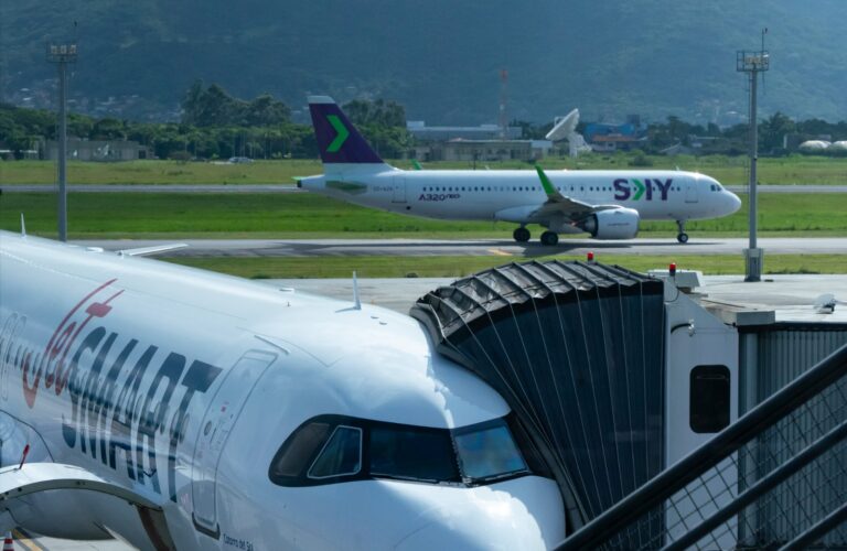 Aeroporto Internacional de Florianópolis (SC)