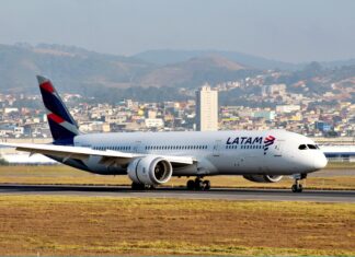 Latam inaugura rota para Amsterdã com alta ocupação inicial
