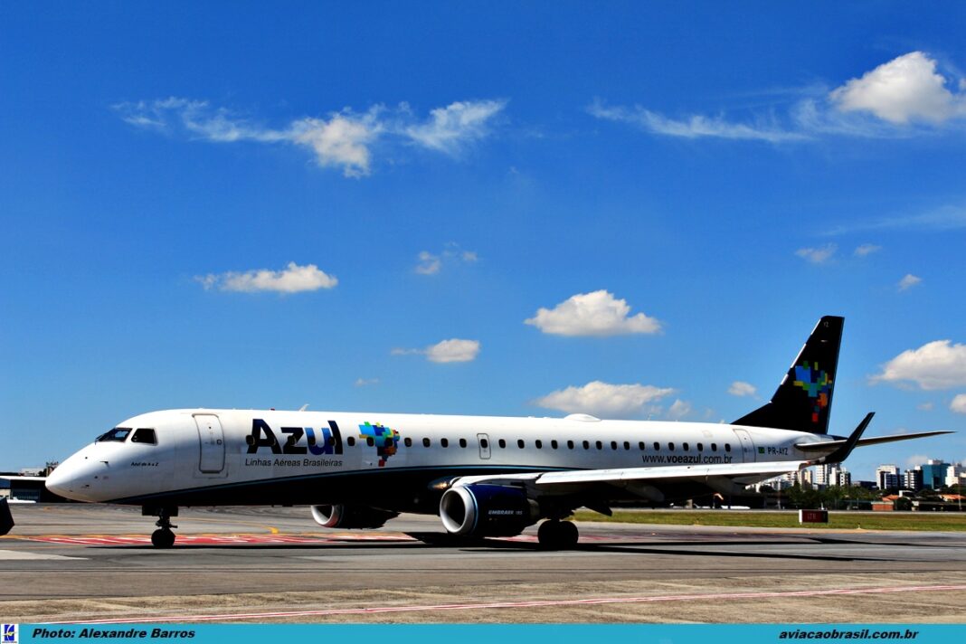 Azul PR-AYZ