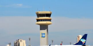 Azul acelera crescimento com novas rotas, voos extras e reforço da frota internacional Home - Aviação Brasil 20