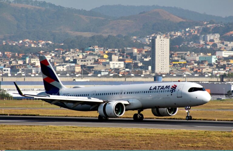 Companhias aéreas aceleram expansão no Brasil com novos voos internacionais, reforço de frota e aposta em destinos emergentes